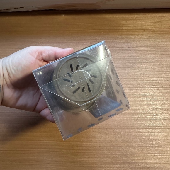 Coffee Cup Make Up Sponge Holder and Sponge Brown  NWT (4) - Picture 3 of 4